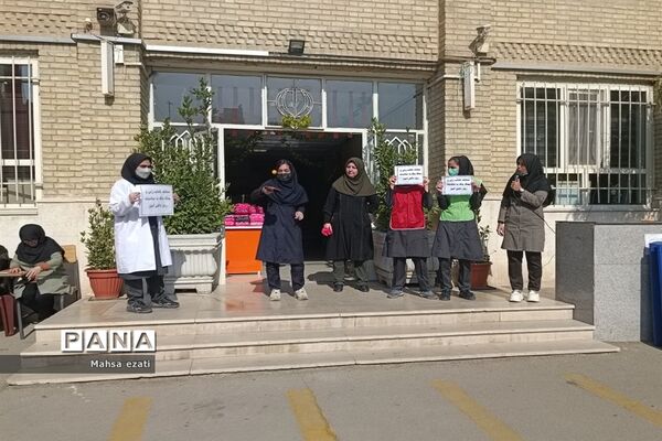 اجرای مسابقات ورزشی در هنرستان سمیه به‌ مناسبت گرامیداشت روز دانش‌آموز