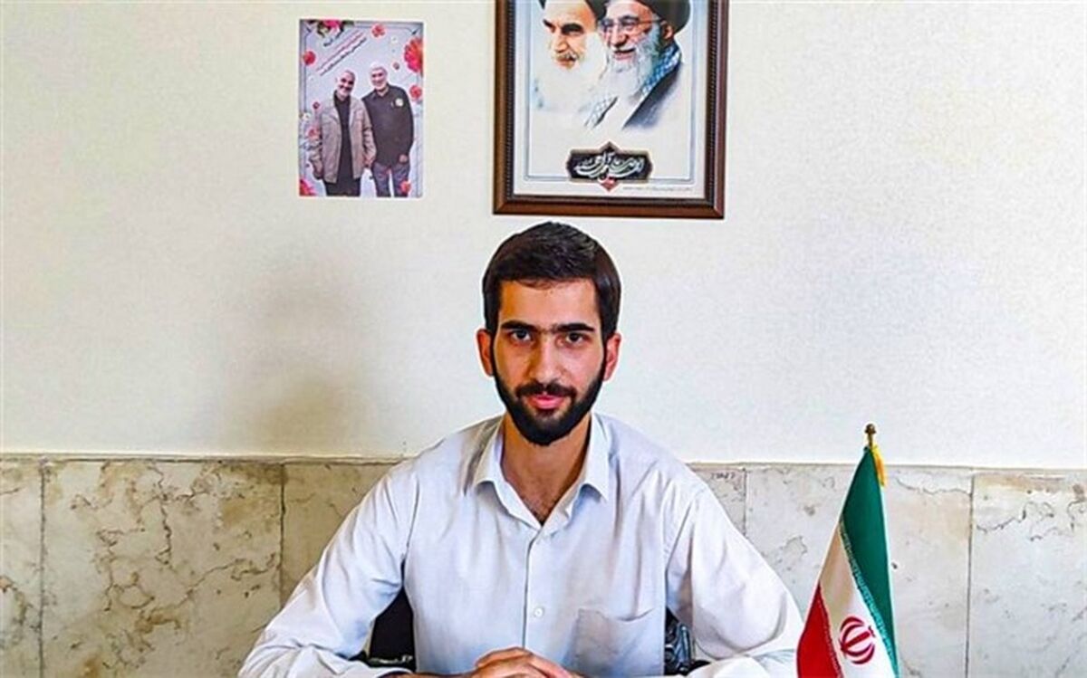 حکم مسئول اتحادیه انجمن‌های اسلامی دانش‌آموزان استان زنجان تمدید شد