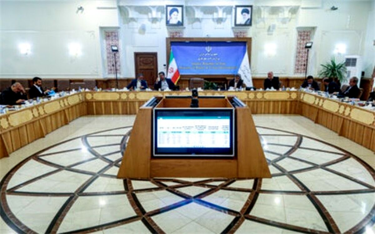 سیاست دولت سیزدهم احداث مسکن یک طبقه حیاط‌دار است