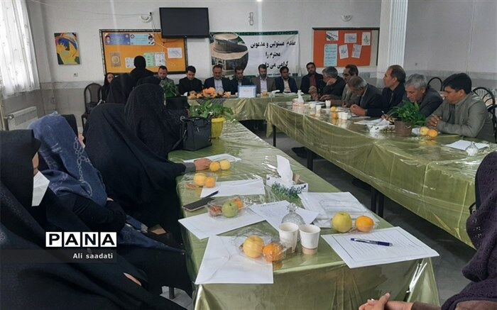 خودسازی، جامعه‌پردازی و تمدن نوین اسلامی سه کلید واژه بیانیه گام دوم انقلاب است