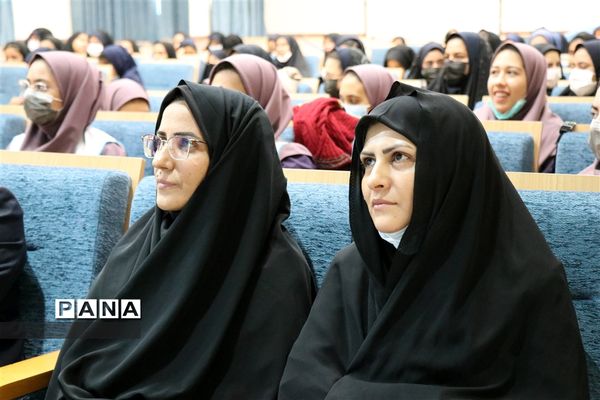 افتتاحیه سفیران سلامت دانش‌آموزی ابرکوه