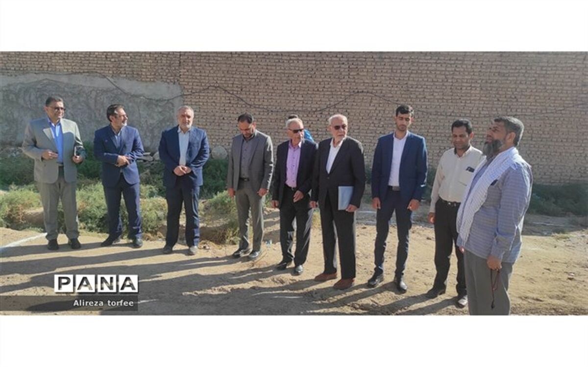 آیین کلنگ‌زنی ساخت دبستان 3 کلاسه در منطقه ابوجلال شمالی سوسنگرد