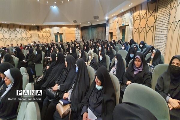 همایش معاونان و مربیان پرورشی مدارس دولتی و غیر دولتی منطقه۲