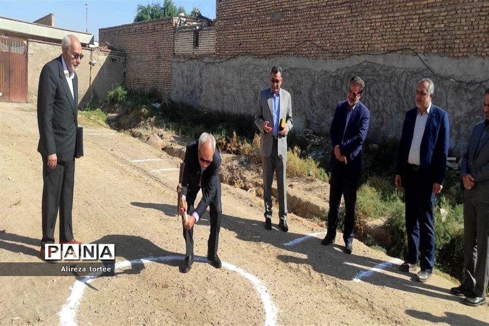 آیین کلنگ‌زنی دبستان سه کلاسه در البوجلال شمالی سوسنگرد