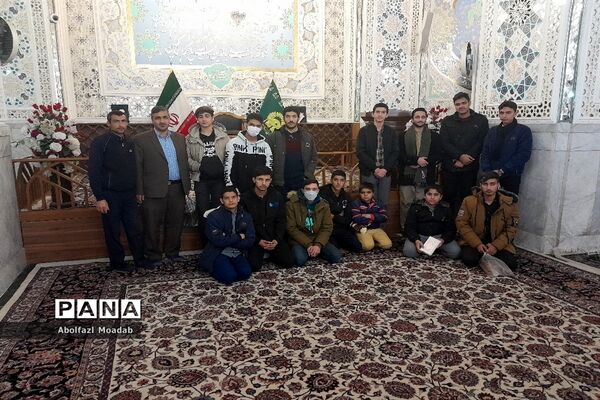 تجلیل از برگزیدگان استانی مسابقات قرآن، عترت و نماز دانش‌آموزان دختر و پسر در خلیل‌آباد