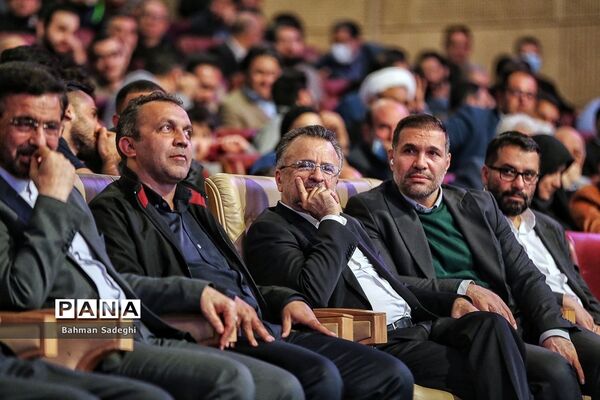 آئین رونمایی از لباس تیم ملی فوتبال ایران در جام جهانی
