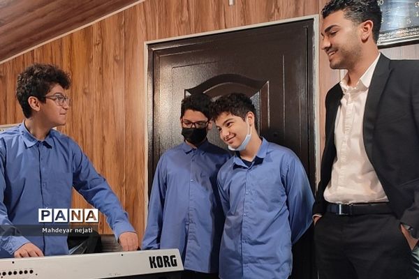 کشف استعدادهای موسیقی در مدرسه متوسطه اول البرز رودهن