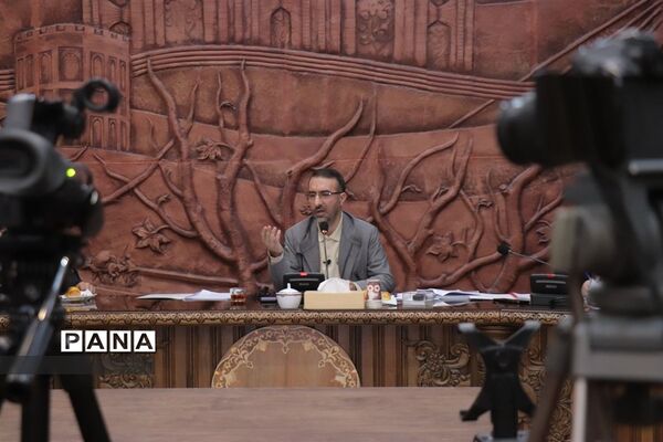 ششمین نشست خبری روح‌‌الله رشیدی