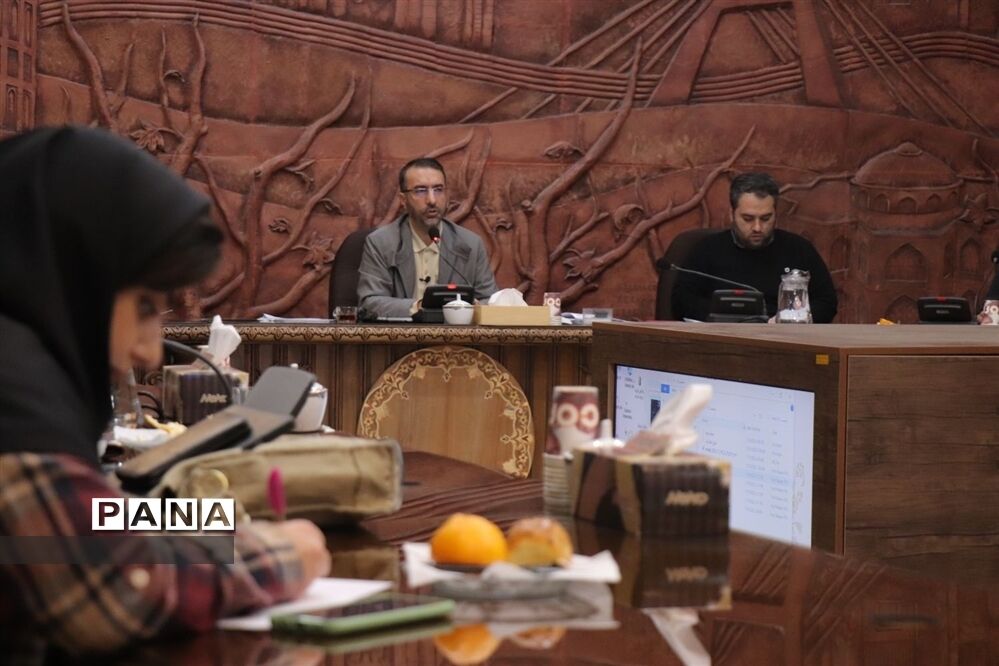 ششمین نشست خبری روح‌‌الله رشیدی