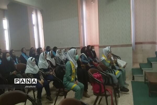 کار گاه توانمند‌سازی دانش‌آموزان پیشتاز