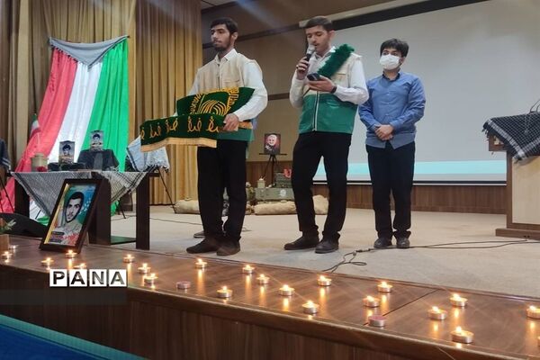 یادواره شهدای شهرقدس توسط مدارس شاهد شهرستان قدس