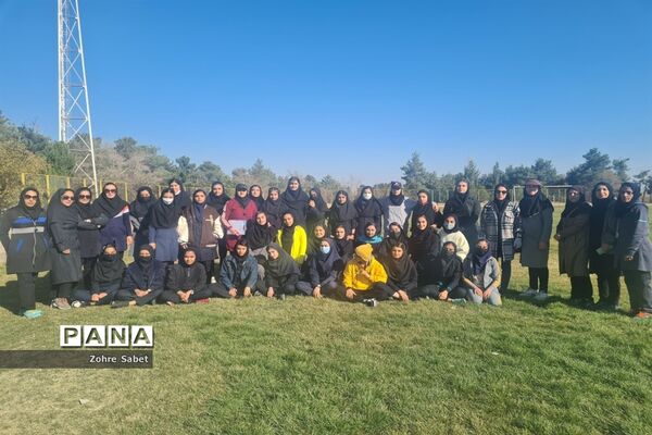 دومیدانی دختران آموزشگاه متوسطه شهرستان اقلید