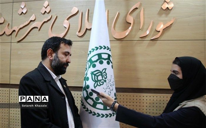 مجلس دانش‌آموزی بستری برای تمرین فعالیت‌ها و مشارکت‌های اجتماعی در جامعه است