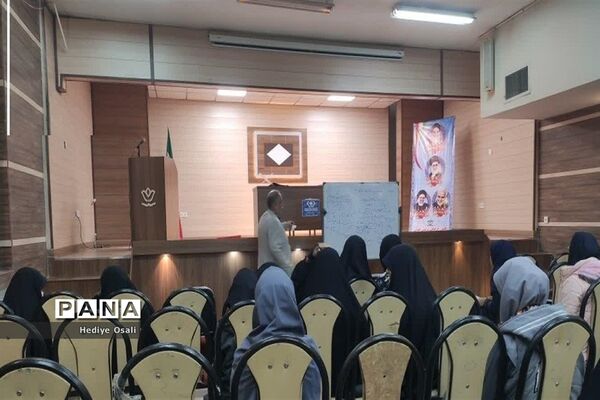 دوره آموزش خبرنگاران دانش‌آموز پانا دراسلامشهر