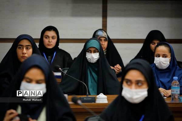 کارگاه روایتگری اردوهای دانش‌آموزی راهیان پیشرفت ایران اسلامی