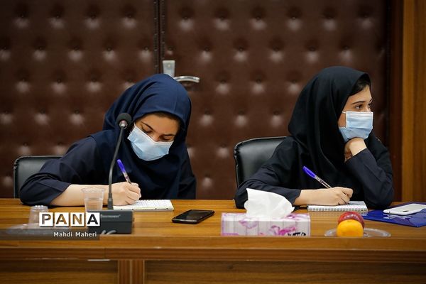 کارگاه روایتگری اردوهای دانش‌آموزی راهیان پیشرفت ایران اسلامی