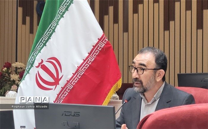 همیشه باید از دانش‌آموزان و نیروی جوانان در تصمیمات استفاده کرد