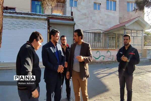 نشست صمیمی و اردوی تفریحی و تربیتی فرماندهان واحدهای بسیج دانش‌آموزی شهرستان رباط‌کریم و پرند در اردوگاه شهید‌باهنر