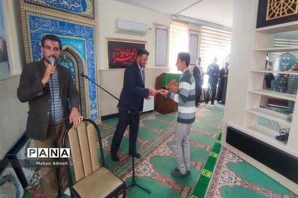 نشست صمیمی و اردوی تفریحی و تربیتی فرماندهان واحدهای بسیج دانش‌آموزی شهرستان رباط‌کریم و پرند در اردوگاه شهید‌باهنر