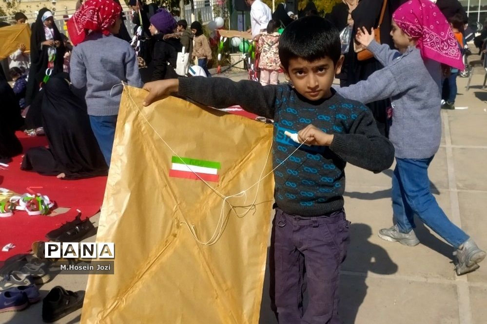 جش پرواز بادبادک‌ها در قم