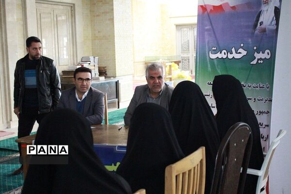 دیدار مردمی مدیرکل آموزش و پرورش استان در حاشیه نماز جمعه زنجان
