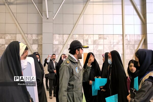 حضور منتخبان سازمان دانش‌آموزی قم در اردوی راهیان پیشرفت-1