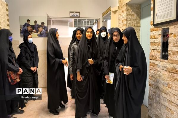 حضور منتخبان سازمان دانش‌آموزی قم در اردوی راهیان پیشرفت-1