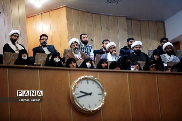 افتتاحیه دوره توانمندسازی ائمه جماعات روحانی مدارس