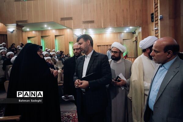 افتتاحیه دوره توانمندسازی ائمه جماعات روحانی مدارس
