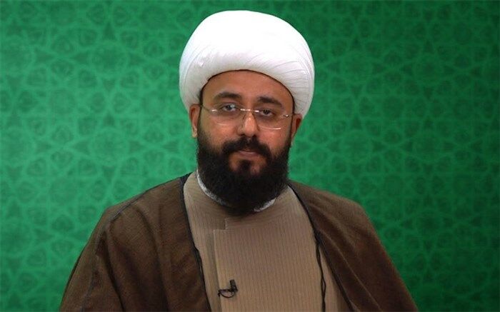 دشمن از عدم آشنایی نوجوانان با مشاهیر کشورمان سوءاستفاده می‌کند