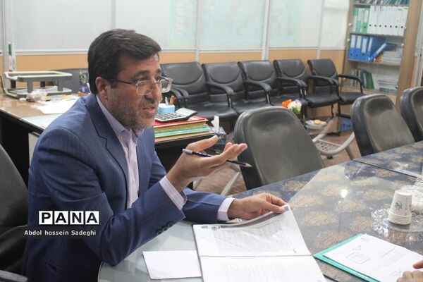 نشست هم‌اندیشی  رئیس اداره سلامت و تندرستی آموزش و پرورش استان بوشهر با مدیر سازمان دانش‌آموزی استان