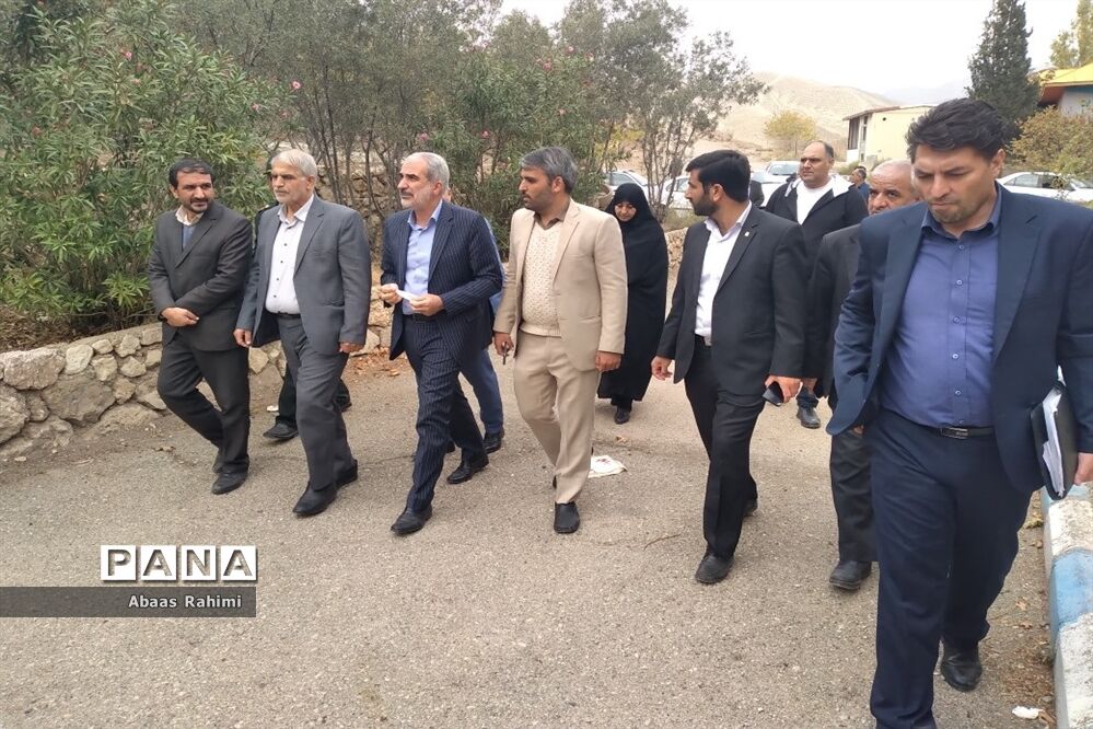 بازدید وزیر آموزش و پرورش از اردوگاه توچال پاکدشت