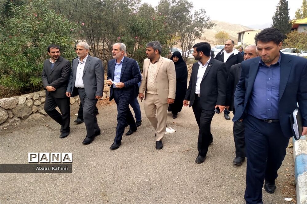 بازدید وزیر آموزش و پرورش از اردوگاه توچال پاکدشت