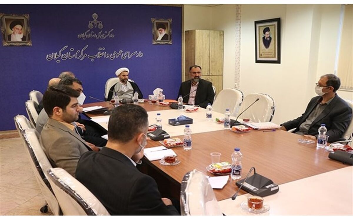 کسانی که با تعطیلی کارخانه‌ها موجب مهاجرت به شهرهای بزرگ شده‌اند، پاسخگو باشند
