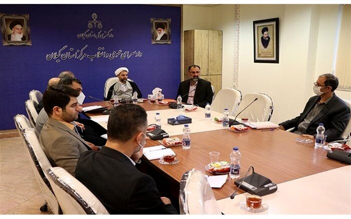 کسانی که با تعطیلی کارخانه‌ها موجب مهاجرت به شهرهای بزرگ شده‌اند، پاسخگو باشند