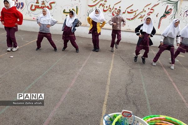 برگزاری المپیاد ورزشی در دبستان حضرت زهرا(س) رودهن