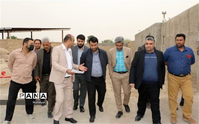 بازدید روستایی فرماندار ورامین از روستای آجربست بخش جوادآباد