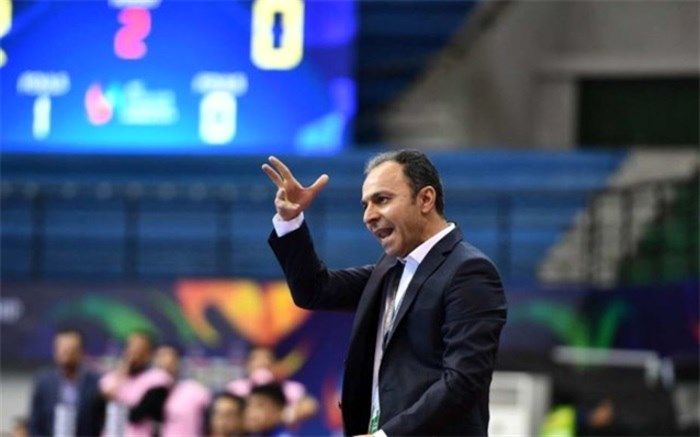 حمید بی‌غم: مثل بچه فراری به فوتسال نگاه می‌کنند