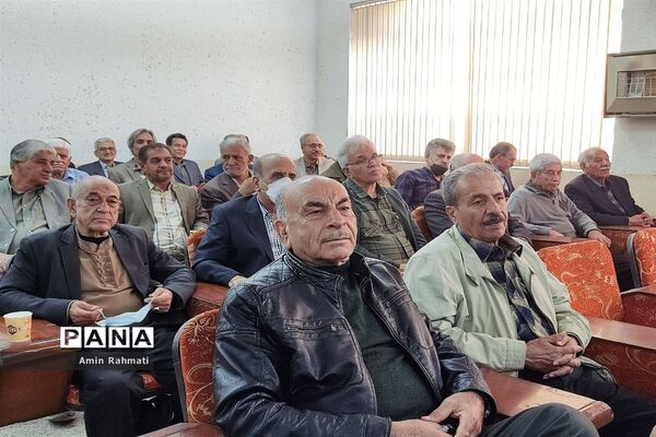 برگزاری مراسم گردهمایی فارغ‌التحصیلان و اساتید هنرستان ماندگار نمونه دولتی طالقانی شیراز