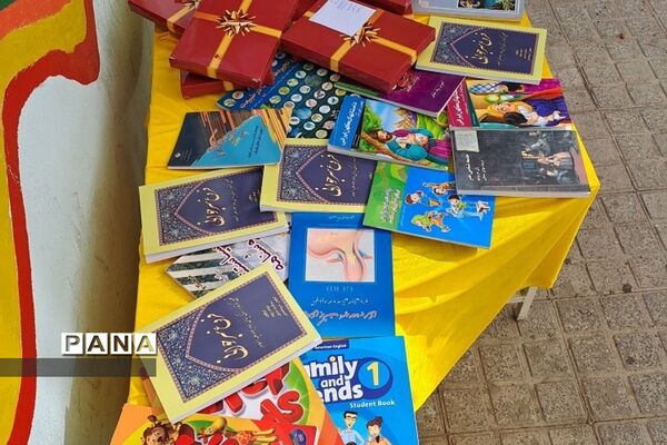 آغاز هفته کتاب و کتابخوانی در مدارس رودهن