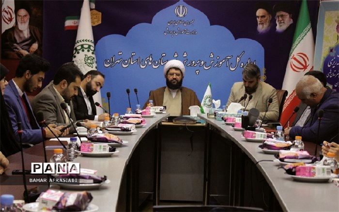 نشست فصلی اعضای شورای برنامه‌ریزی سازمان دانش‌آموزی شهرستان‌های استان تهران /فیلم