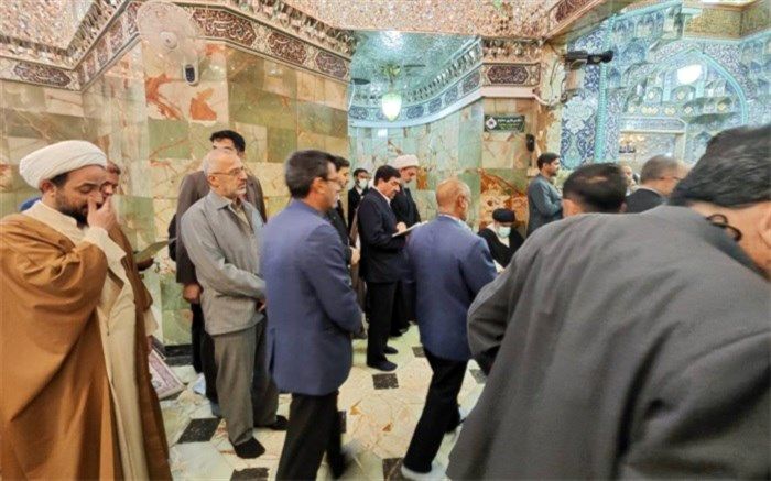 مخبر به دیدار مراجع عظام تقلید رفت‌