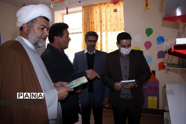 افتتاح کتابخانه در دبستان شهیدسلیمانی تربت جام