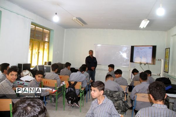 بازدید از هنرستان‌های شهرستان بهبهان