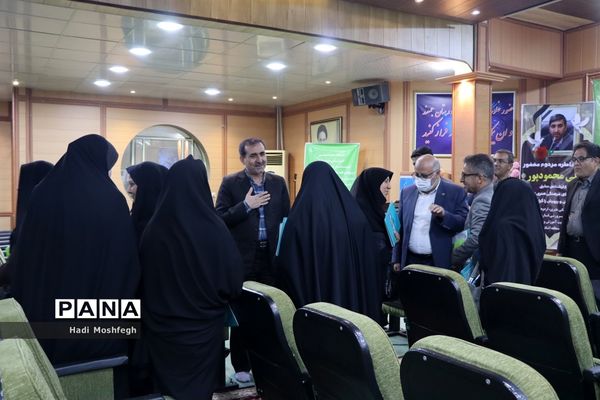 نشست‌ مدیران و کارشناسان کانون‌های فرهنگی تربیتی قطب جنوب فارس