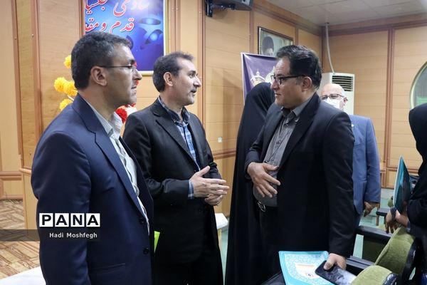 نشست‌ مدیران و کارشناسان کانون‌های فرهنگی تربیتی قطب جنوب فارس