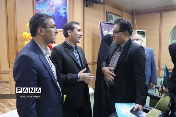 نشست‌ مدیران و کارشناسان کانون‌های فرهنگی تربیتی قطب جنوب فارس