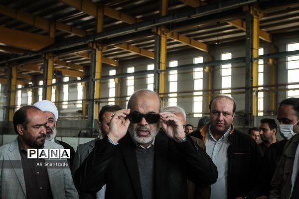 آیین واگذاری ۵۰۰ دستگاه اتوبوس شهری و ۵۰ بیل مکانیکی