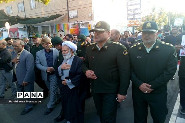 تشییع باشکوه شهید بسیجی مدافع امنیت حسن براتی در کاشمر