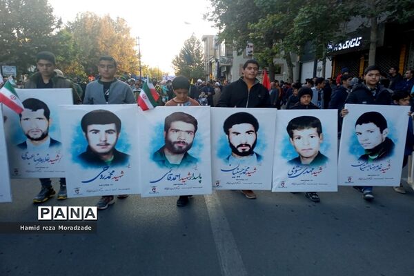 تشییع باشکوه شهید بسیجی مدافع امنیت حسن براتی در کاشمر
